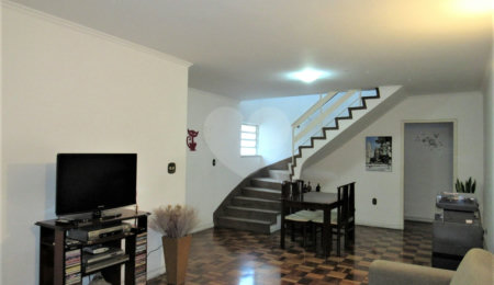 Sobrado à venda com 3 quartos, sendo 1 suíte, em Vila Mascote, São Paulo, SP