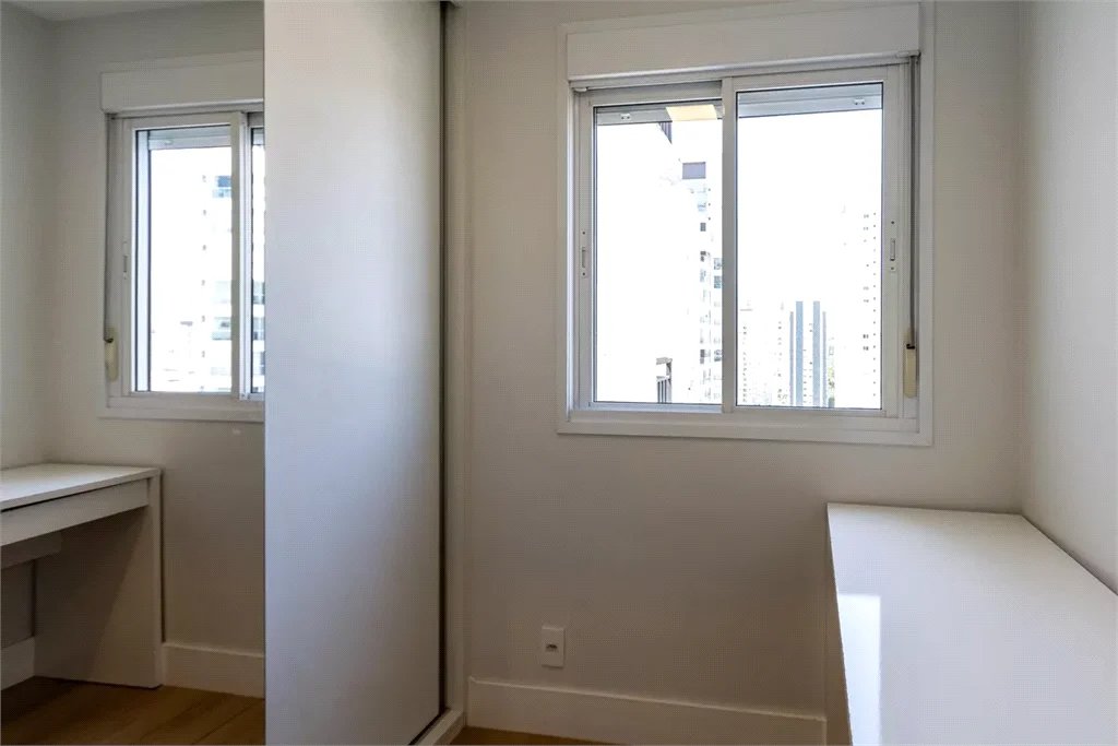 Apartamento à venda com 2 quartos, sendo 1 suíte, em Vila Anastácio, São Paulo, SP