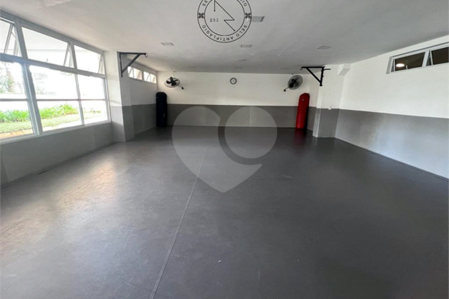 Apartamento à venda com 3 quartos, sendo 1 suíte,  em Vila Lusitânia, São Bernardo do Campo, SP