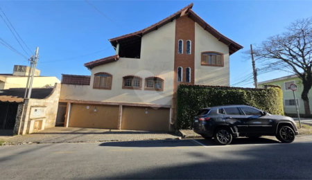Sobrado à venda com 5 quartos, sendo 2 suítes, em Jardim do Mar, São Bernardo do Campo, SP