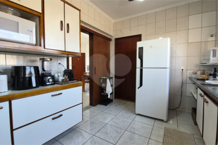 Apartamento à venda com 3 quartos, sendo 1 suíte, em Vila Seixas, Ribeirão Preto, SP