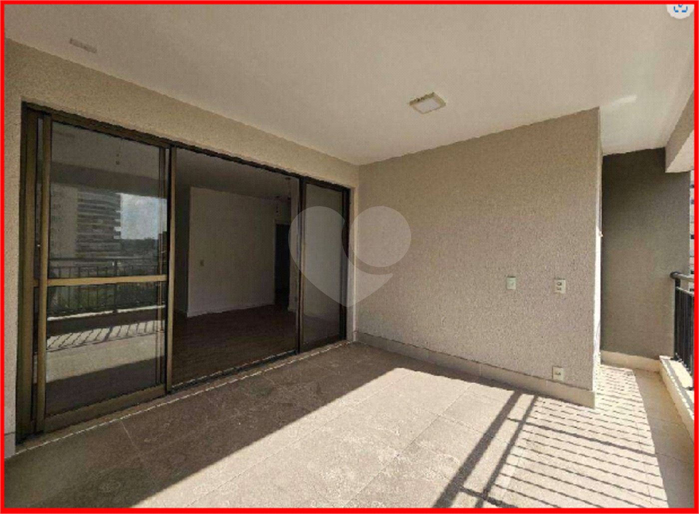 Apartamento à venda com 4 quartos, sendo 3 suítes,  em Santa Teresinha, São Paulo, SP
