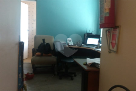 Sobrado à venda com 3 quartos, sendo 1 suíte, em Alto da Boa Vista, São Paulo, SP