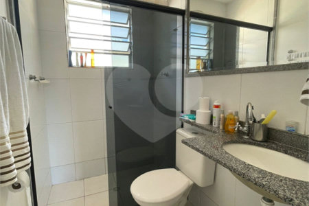 Casa à venda com 3 quartos, sendo 1 suíte,  no condomínio Montpellier, Mogi das Cruzes - SP