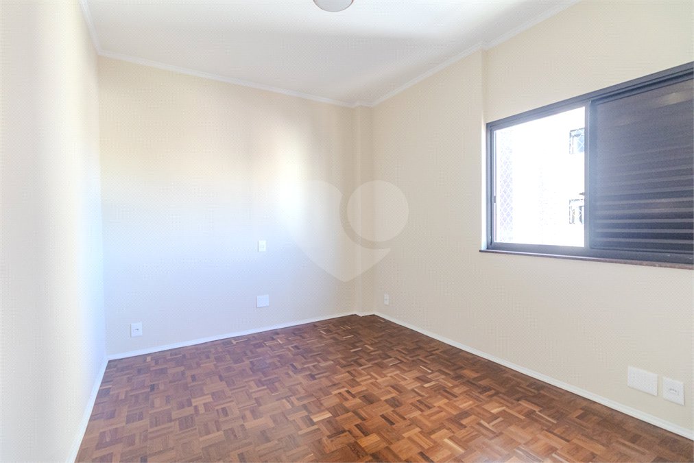 Apartamento para alugar com 3 quartos, sendo 1 suíte, em Vila Hamburguesa, São Paulo, SP