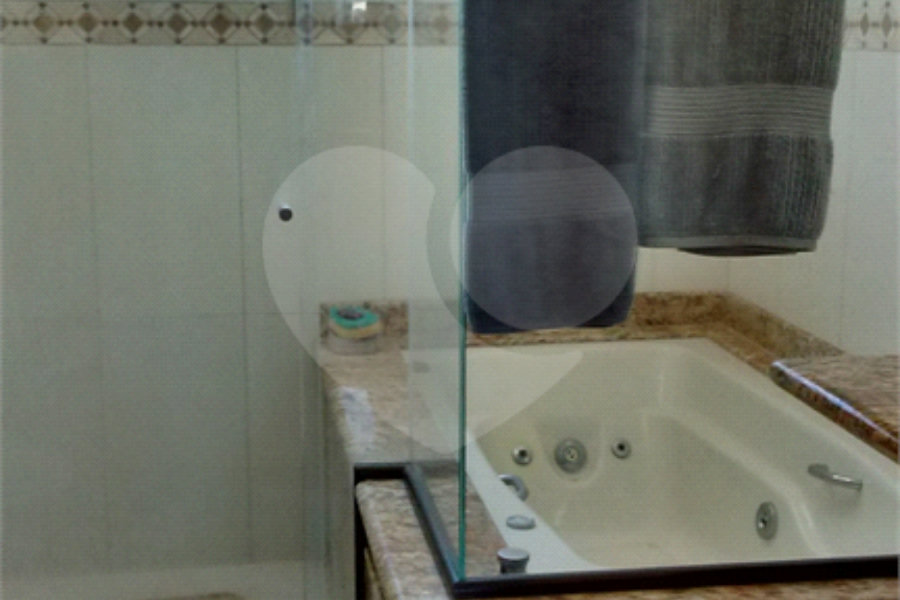 Casa à venda com 5 quartos, sendo 2 suítes, em Horto Florestal, São Paulo, SP
