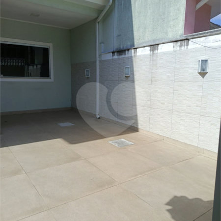 Casa à venda com 4 quartos, sendo 1 suíte, no condomínio Atlantico Sul, Rio de Janeiro - RJ
