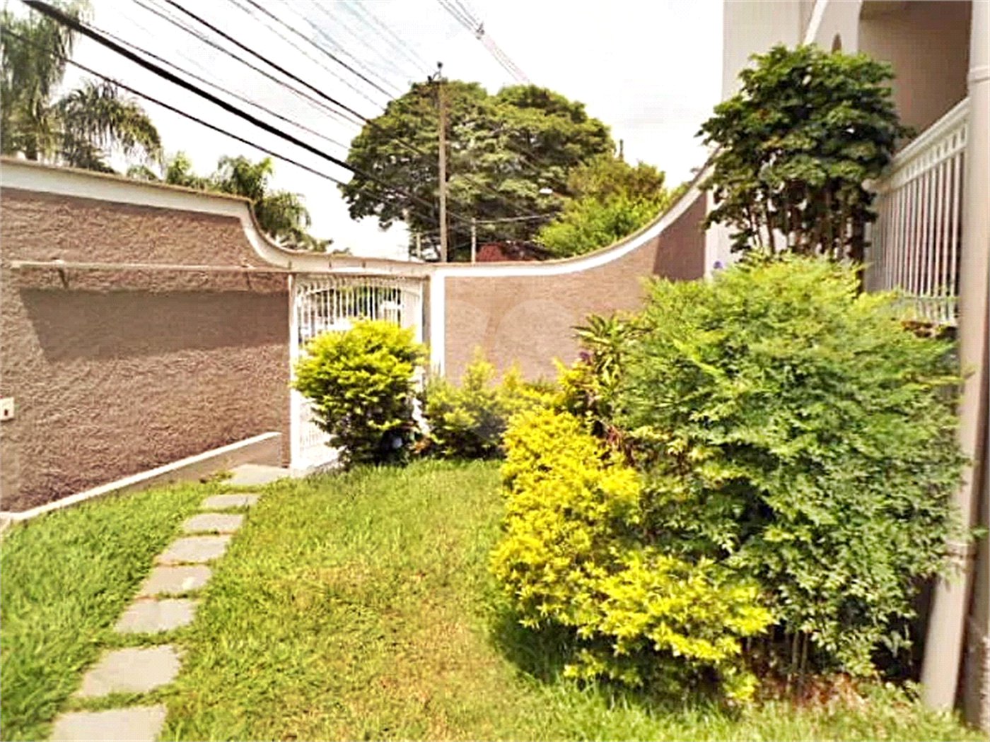Sobrado à venda com 4 suítes em Jardim França, São Paulo, SP