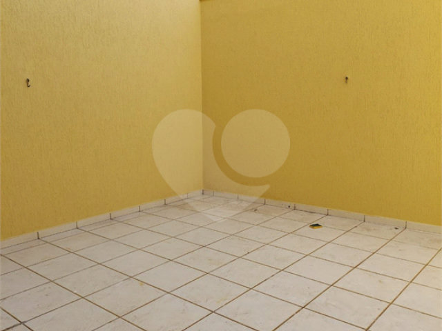 Sobrado à venda com 3 quartos, sendo 1 suíte,  no Brasilândia, São Paulo, SP