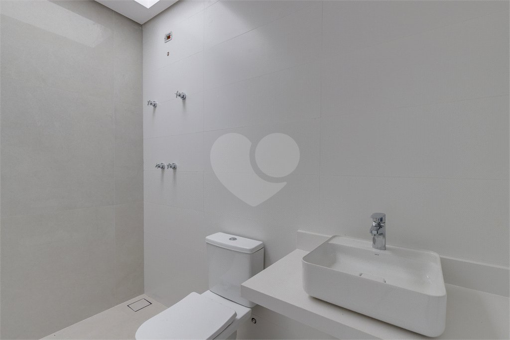 Casa à venda com 4 suítes no condomínio Garda, São Paulo - SP