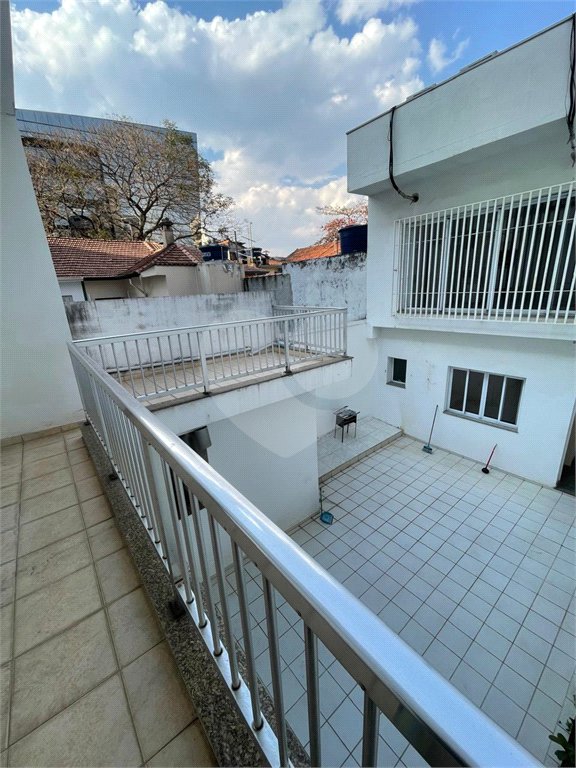 Casa para alugar na Vila Mariana com 1 Quarto e 2 banheiros para Alugar, 102 m² por R$ 3.600/Mês.