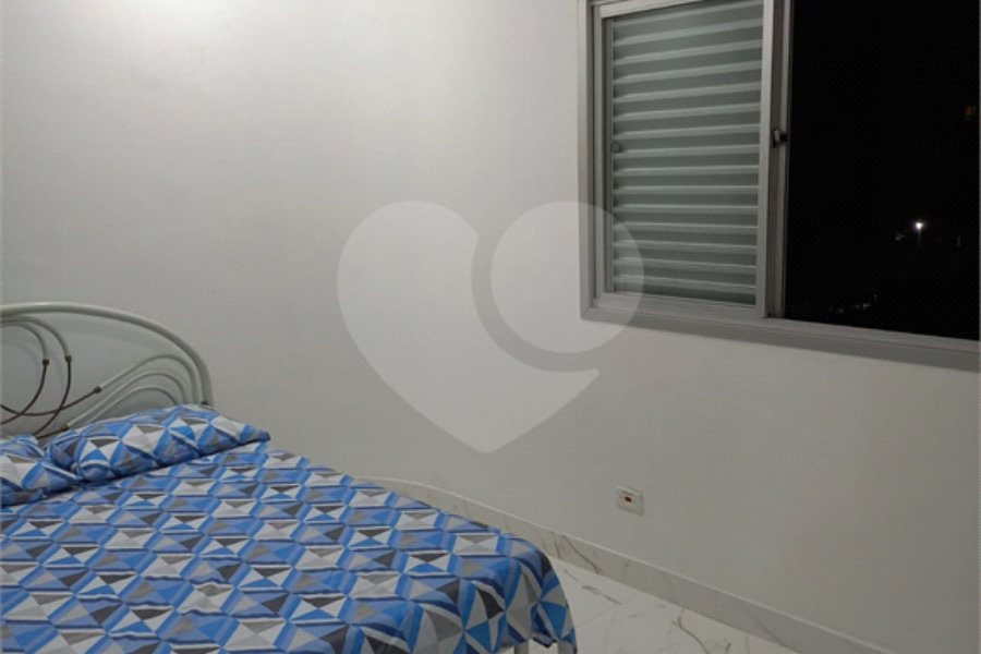 Apartamento à venda com 3 quartos, sendo 1 suíte, em Tortuga, Guarujá, SP