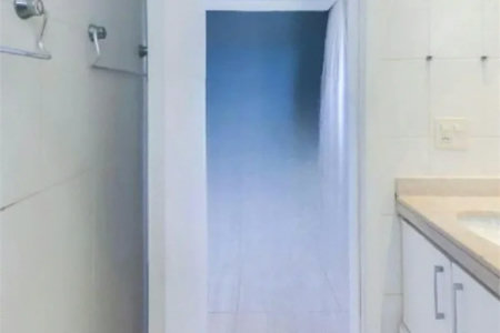 Apartamento à venda com 3 quartos, sendo 1 suíte, em Cidade São Francisco, São Paulo, SP