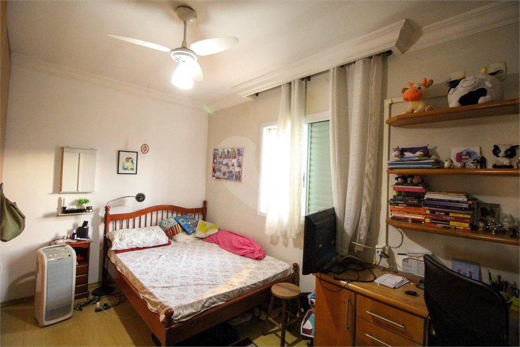 Casa à venda com 5 quartos, sendo 3 suítes, em Vila Paulicéia, São Paulo, SP