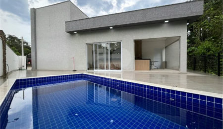 Casa à venda com 3 quartos, sendo 1 suíte,  em Costa do Sol, Bertioga, SP