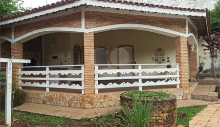 Casa Térrea à venda com 4 quartos, sendo 2 suítes, em Jardim Paulista, Atibaia, SP