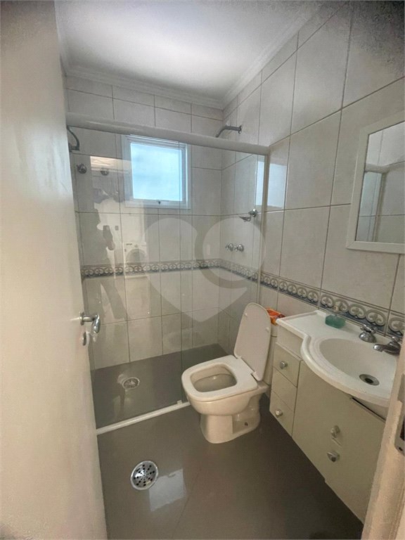Casa à venda com 5 quartos, sendo 3 suítes, no condomínio Swiss Park, São Bernardo do Campo - SP