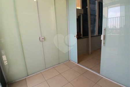 Cobertura à venda com 4 quartos, sendo 3 suítes,  em Cidade São Francisco, São Paulo, SP