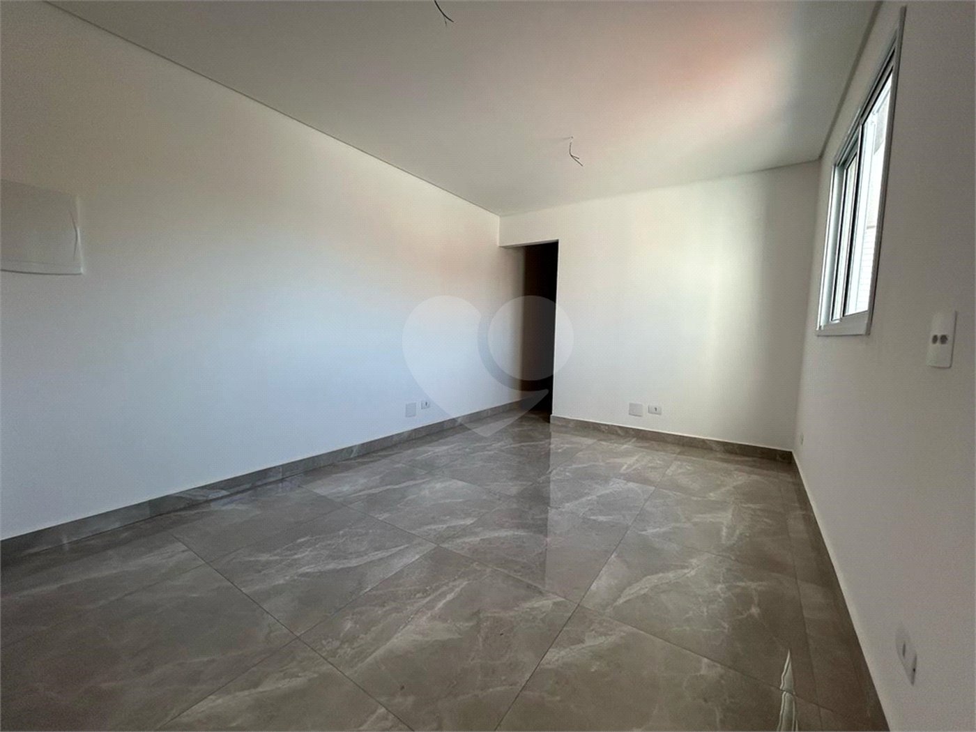 Apartamento à venda com 2 quartos, sendo 1 suíte, em Vila Guarani, Santo André, SP