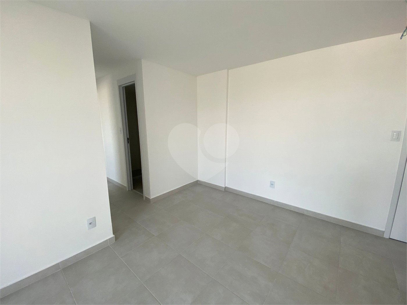 Apartamento à venda com 2 quartos, sendo 1 suíte, em Campo Grande, Rio de Janeiro, RJ