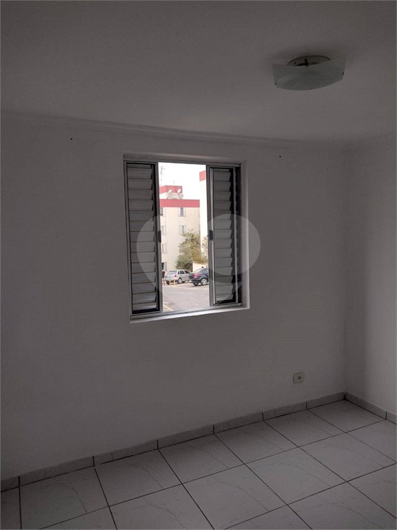 Apartamento à venda com 2 quartos em Jardim do Castelo, Ferraz de Vasconcelos, SP