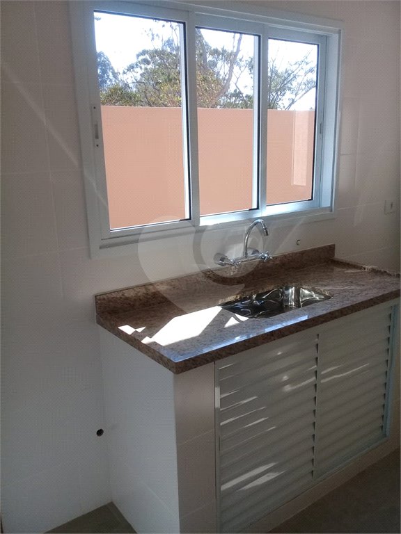 Casa à venda com 3 quartos, sendo 1 suíte,  em Loteamento Jardim Solares, Atibaia, SP