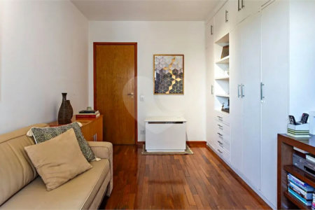 Apartamento à venda com 4 quartos, sendo 3 suítes, em Vila Sônia, São Paulo, SP
