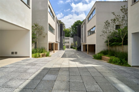 Casa à venda com 4 suítes no condomínio Liló, São Paulo - SP