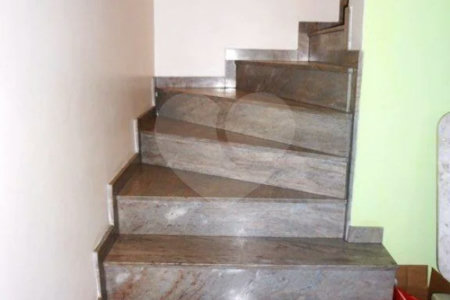 Casa à venda com 3 quartos, sendo 1 suíte, em Santa Teresinha, São Paulo, SP