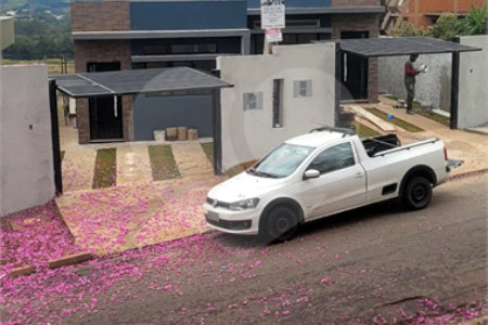 Casa à venda com 2 quartos, sendo 1 suíte, em Jardim Santo Antônio, Atibaia, SP