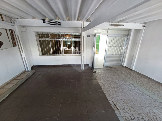 Sobrado à venda com 3 quartos em Vila Medeiros, São Paulo, SP