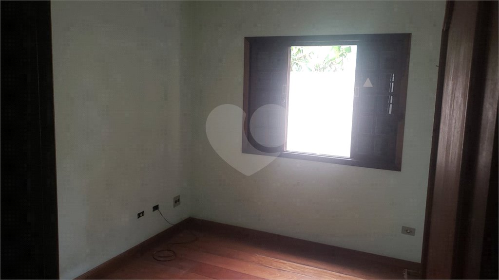 Sobrado à venda ou para alugar com 4 quartos, sendo 2 suítes, em Vila Congonhas, São Paulo, SP