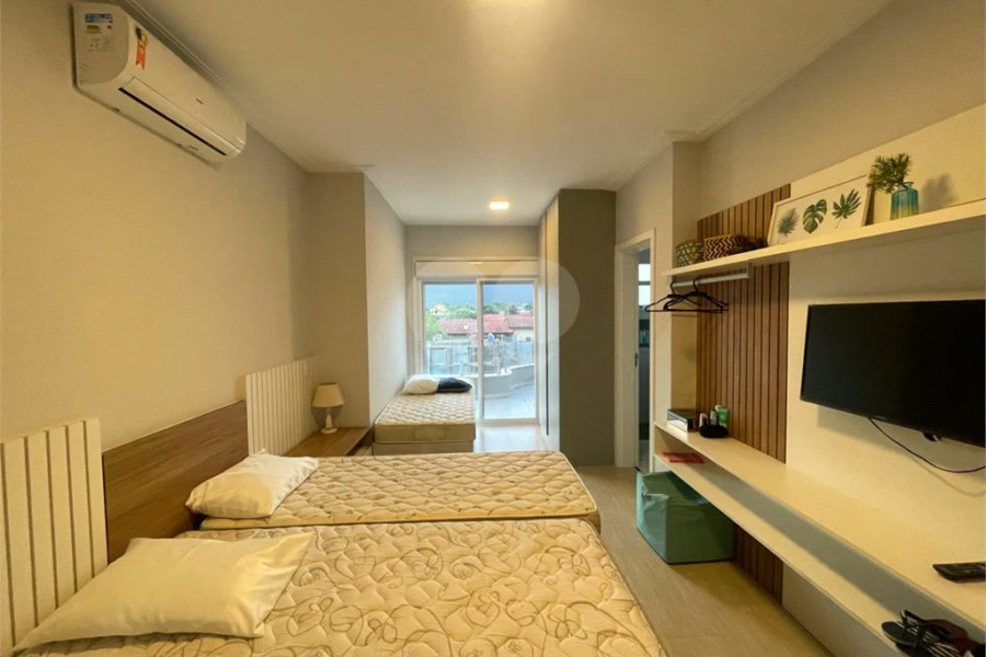Casa à venda ou para alugar com 4 suítes em Morada da Praia, Bertioga, SP
