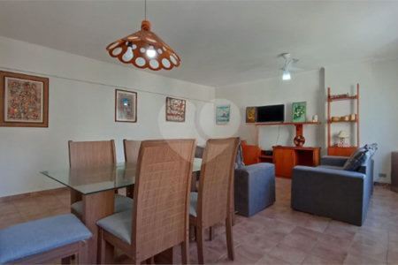 APARTAMENTO 2 QUARTOS (+1 REV.) MOBILIADO P/ALUGAR NO GUARUJÁ/PITANGUEIRAS 96m2 VISTA MAR