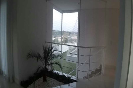 Casa à venda com 5 quartos, sendo 4 suítes, no condomínio Village Saint Charbel, Araçoiaba da Serra - SP