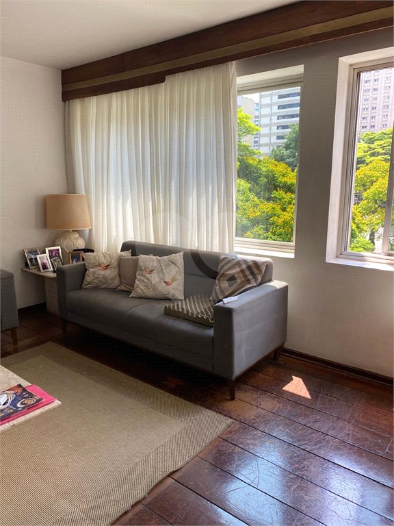 Apartamento à venda com 3 quartos, sendo 1 suíte, em Vila Nova Conceição, São Paulo, SP