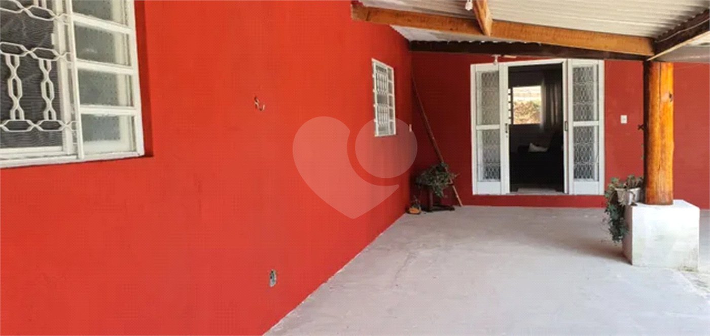 Chácara à venda com 3 quartos, sendo 1 suíte, no Centro, Paraibuna, SP