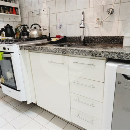 Apartamento à venda com 3 quartos, sendo 1 suíte, em Vila Isa, São Paulo, SP
