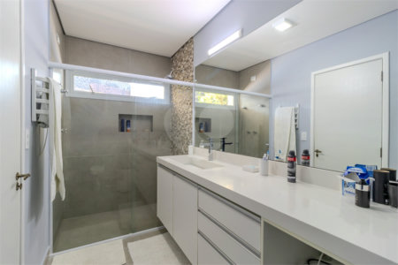 Casa à venda com 4 suítes em Interlagos, São Paulo, SP