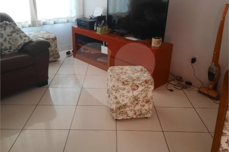 Casa com 120m², 3 dormitórios, sendo 2 suítes, 4 vagas, à venda na Vila Matilde.