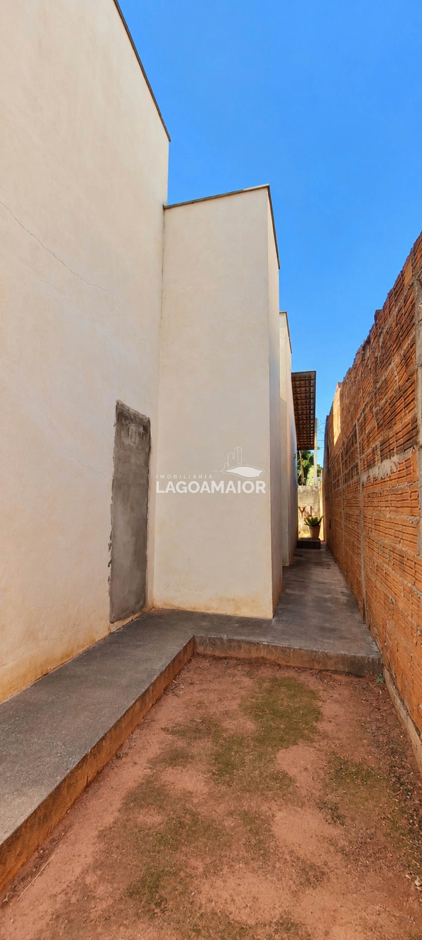 Casa à venda com 3 quartos, sendo 1 suíte, em Jardim Maristela, Três Lagoas - MS