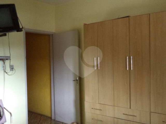Sobrado à venda com 2 quartos em Tremembé, São Paulo, SP