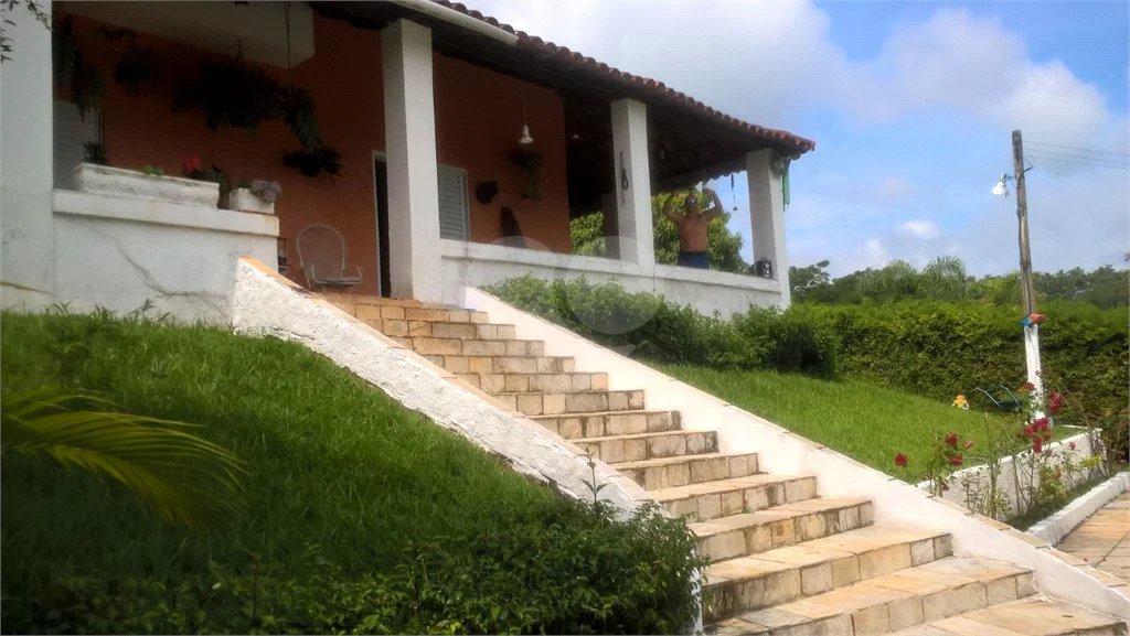 Sítio à venda em Santa Isabel com 2.700m² | Piscina | Casa de Caseiro | Excelente para lazer ou investimento