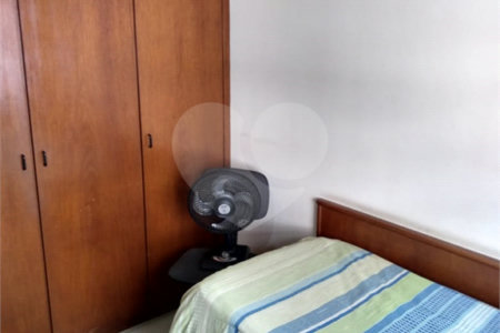 Casa à venda com 4 quartos, sendo 1 suíte, em Alto da Lapa, São Paulo, SP