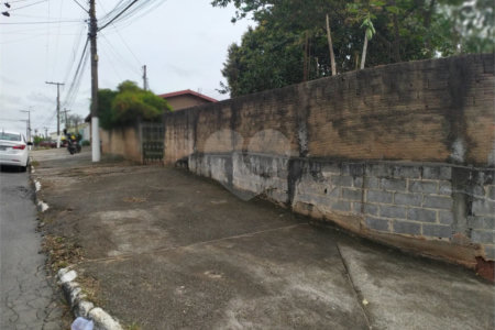 Casa à venda com 2 quartos em Jardim Imperial, Atibaia, SP