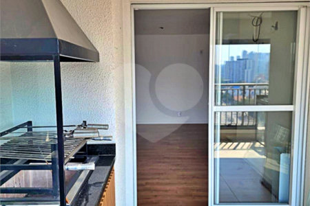 Apartamento à venda com 3 quartos, sendo 1 suíte,  em Jardim Caravelas, São Paulo, SP