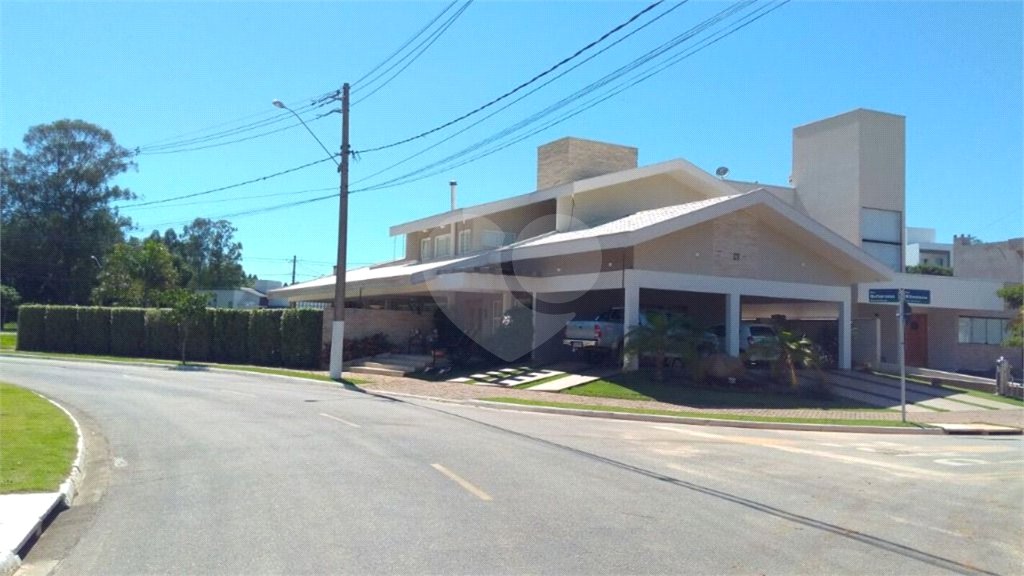 Casa à venda com 5 quartos, sendo 4 suítes,  no condomínio Reserva dos Vinhedos, Louveira - SP