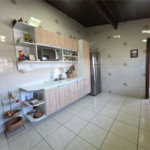 Casa à venda com 3 quartos, sendo 1 suíte, no condomínio Estância Marambaia, Vinhedo - SP
