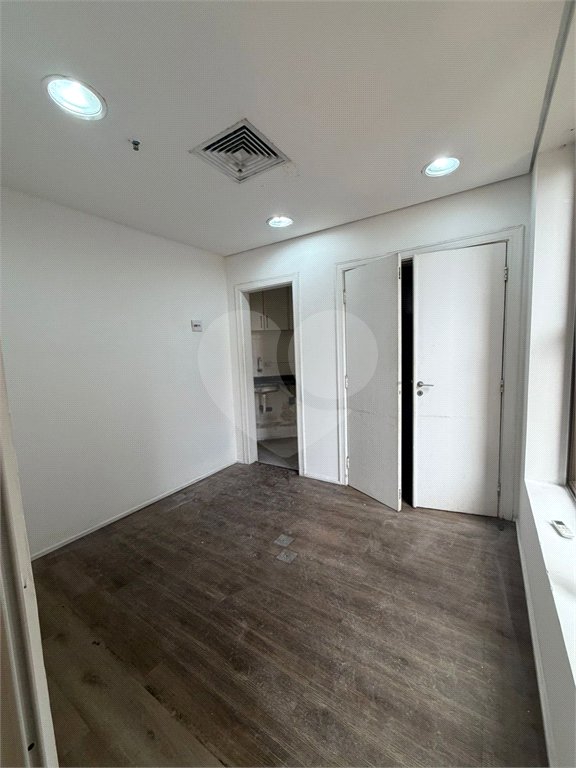 Sala à venda em Cidade Monções, São Paulo, SP