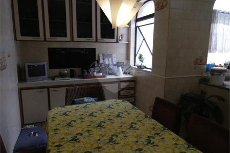 Casa à venda com 3 quartos, sendo 1 suíte,  em Jardim Brasil (zona Sul), São Paulo, SP